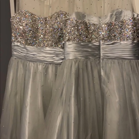 Juliet Party Dress - Picture 2 of 5